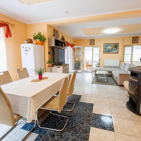 Gyula By Interhome Balatonszemes